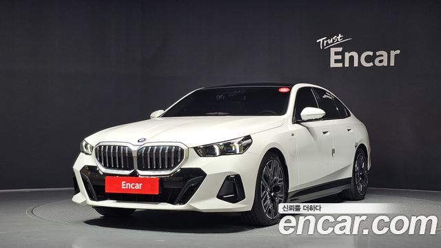 2025 BMW 5-Series, VIN WBA71FJ07SCT85696