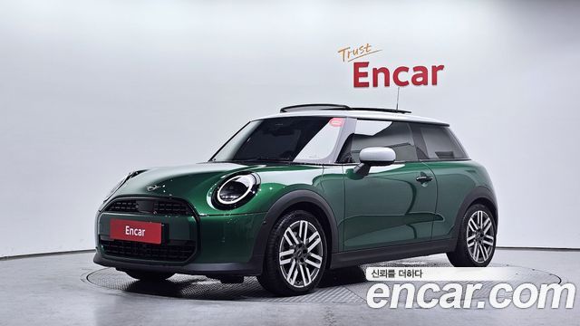 2025 Mini Cooper, VIN WMW81GD07S2W43971
