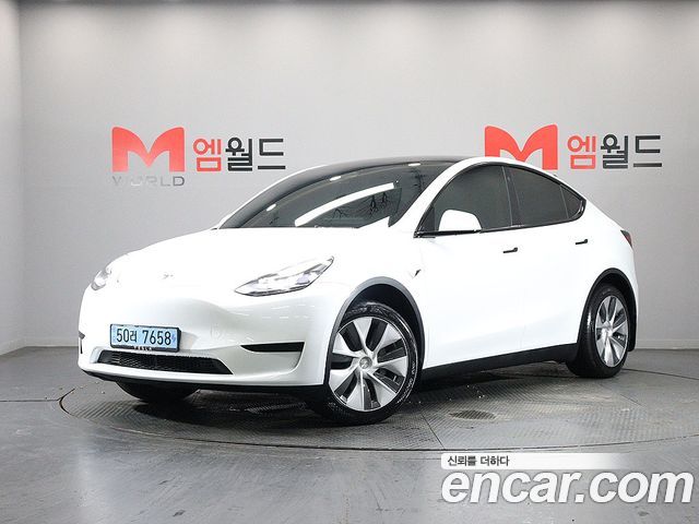 2024 Tesla Model Y, VIN LRWYGCFS0RC416163