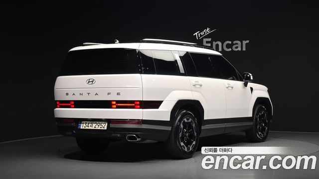 2024 Hyundai Santa Fe, VIN KMHP381LGRU038195