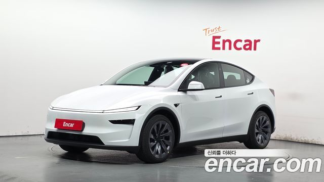 2026 Tesla Model Y, VIN LRWYGCEK4TC900250