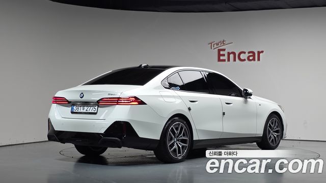 2025 BMW 5-Series, VIN WBA21FJ02SCU97171