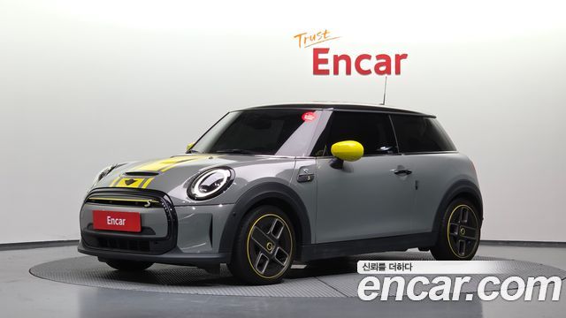 2022 Mini Cooper, VIN WMW11DJ02N2S09210