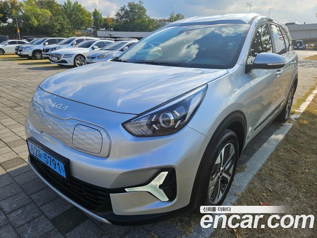 2024 Kia Niro, VIN KNAA381GFRT021699