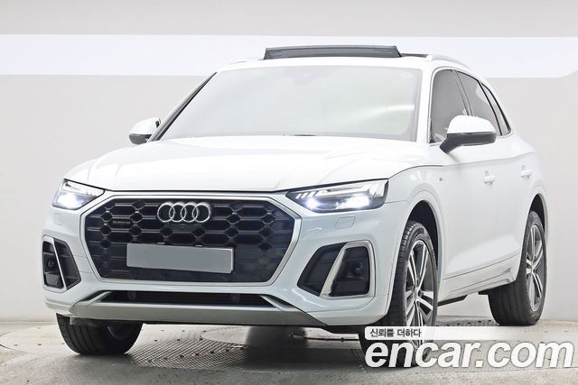 2021 Audi Q5, VIN WAUZZZFY2M2104818