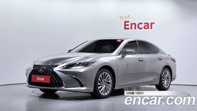 2025 Lexus ES, VIN JTHBA1C17S2027704