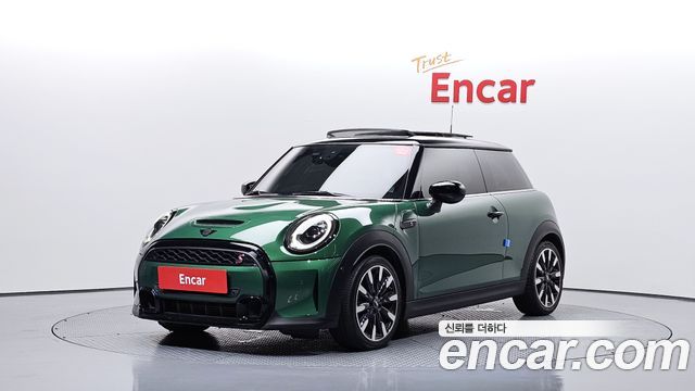 2022 Mini Cooper, VIN WMW61DH01N2R32736