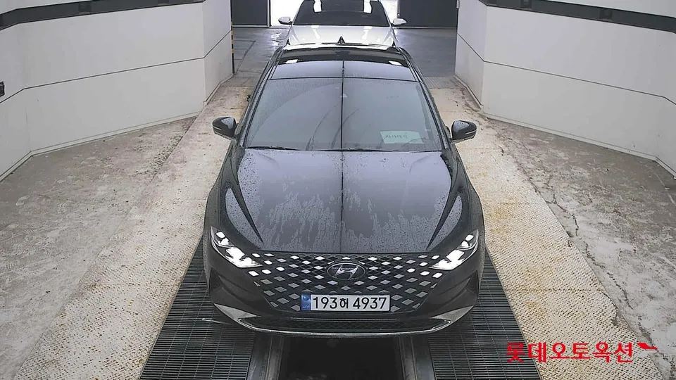 2023 Hyundai Grandeur, VIN KMHF2413BPA149516