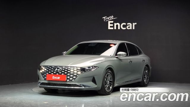 2020 Hyundai Grandeur, VIN KMHF141DBLA383828
