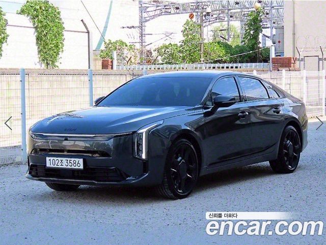2025 Kia K8, VIN KNAM541DDSA082502