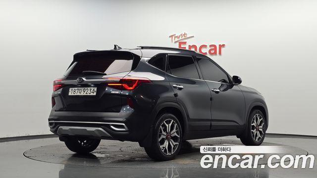 2022 Kia Seltos, VIN KNAET812GNK247316