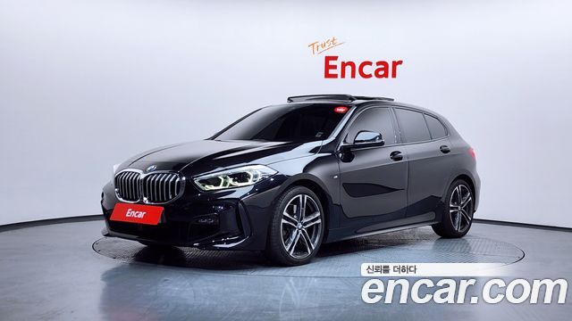 2022 BMW 1-Series, VIN WBA7L7108N7L08977