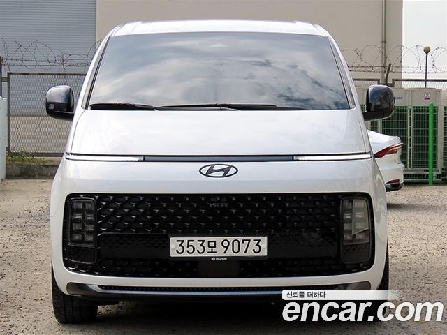 2025 Hyundai Staria, VIN KMHYE813BSU222527