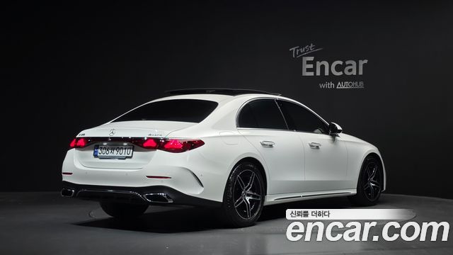 2024 Mercedes-Benz E-Class, VIN W1KLF4HB1RA033062