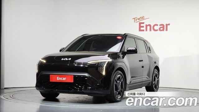 2025 Kia EV3, VIN KNAFE81BFSS028795