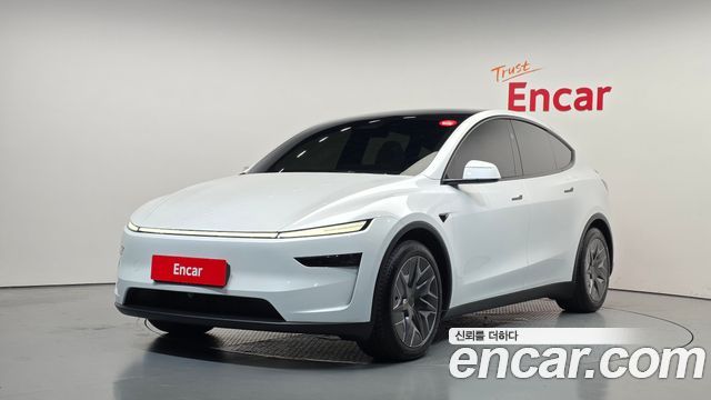 2026 Tesla Model Y, VIN LRWYGCEK0TC705052
