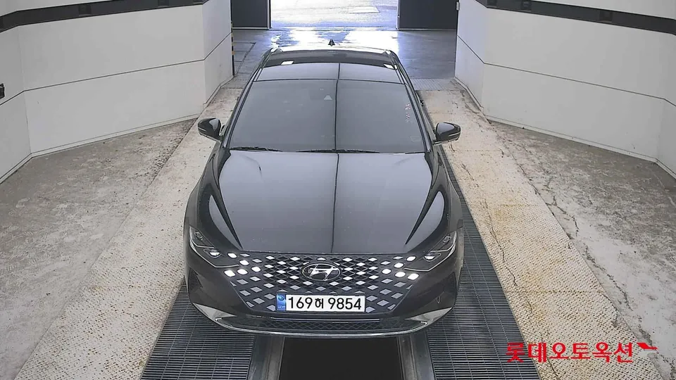 2023 Hyundai Grandeur, VIN KMHF2413BPA154681