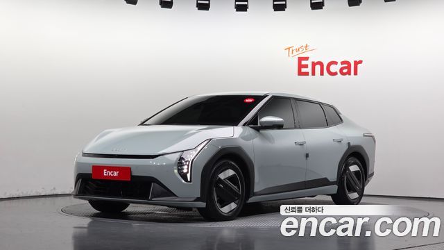 2026 Kia EV4, VIN KNAD8413FTS000666