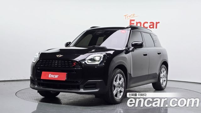 2024 Mini Countryman, VIN WMW21GA07R7P64975