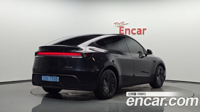 2025 Tesla Model Y, VIN LRWYGCEK5SC299896
