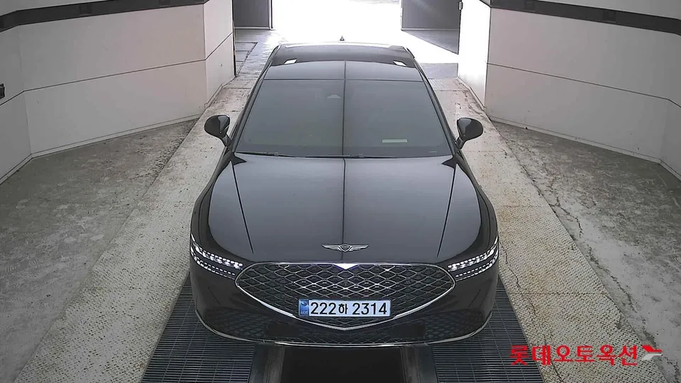 2023 Genesis G90, VIN KMTFA41DDPU037575