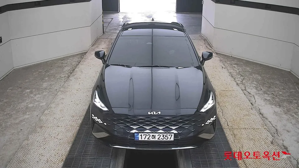 2023 Kia K8, VIN KNAM641BBPA036017