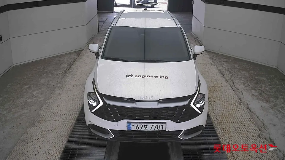 2022 Kia Sportage, VIN KNAPV81CBNK082432