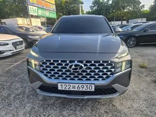 2021 Hyundai Santa Fe, VIN KMHS281HHMU400877