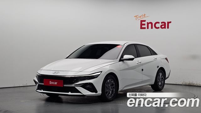 2024 Hyundai Avante, VIN KMHLN41EERU769741