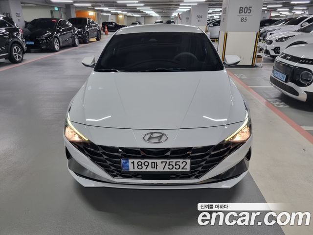 2021 Hyundai Avante, VIN KMHLM41EEMU118594