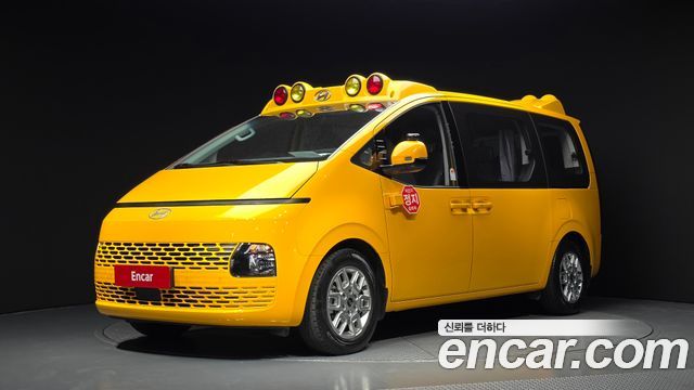 2025 Hyundai Staria, VIN KMJYB373BSU184382