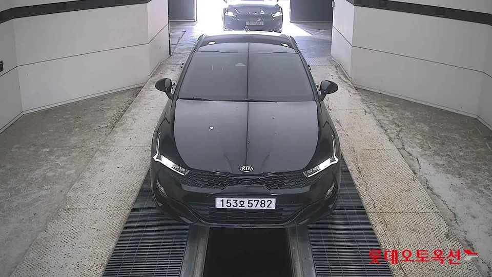 2021 Kia K5, VIN KNAG741BBMA102392