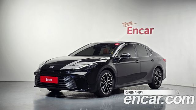 2025 Toyota Camry, VIN JTNAGACK4S3027136