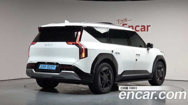 2024 Kia EV9, VIN KNAAC815PRS002715