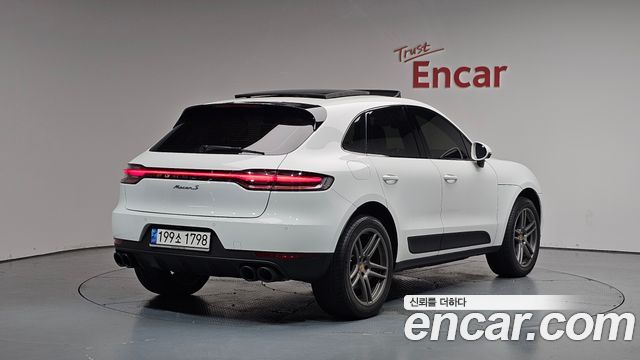 2021 Porsche Macan, VIN WP1AA2951MLB16970