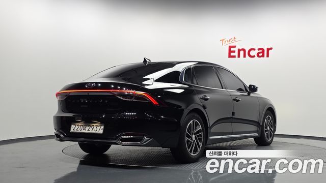2022 Hyundai Grandeur, VIN KMHF241NBNA452025
