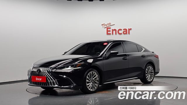 2026 Lexus ES, VIN JTHBA1C19T2037295