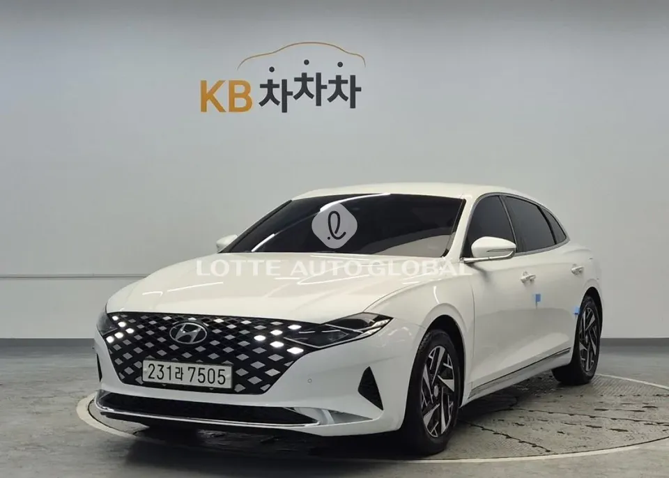 2020 Hyundai Grandeur, VIN KMHF1413BLA090130