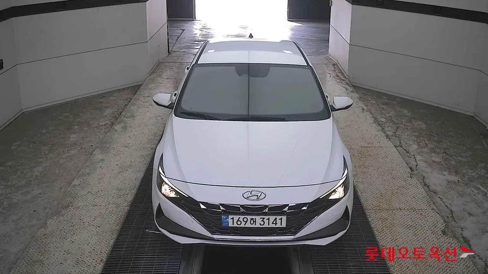 2023 Hyundai Avante, VIN KMHLM41JGPU028598