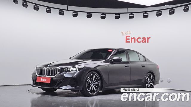 2024 BMW 5-Series, VIN WBA51FJ02RCP74473
