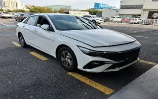 2024 Hyundai Avante, VIN KMHLM41EERU565999