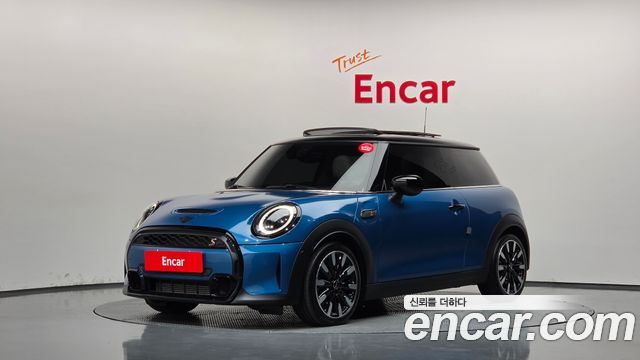 2023 Mini Cooper, VIN WMW61DH00P2T45690