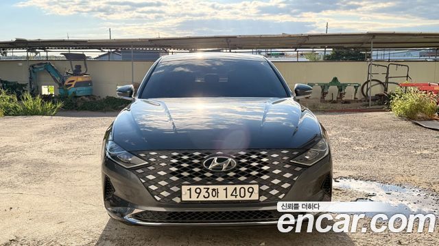 2022 Hyundai Grandeur, VIN KMHF141NBNA472205
