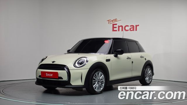2022 Mini Cooper, VIN WMW41DK08N2R01063