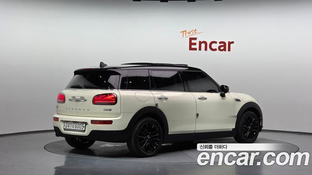 2021 Mini Clubman, VIN WMWXJ3100M2N50057