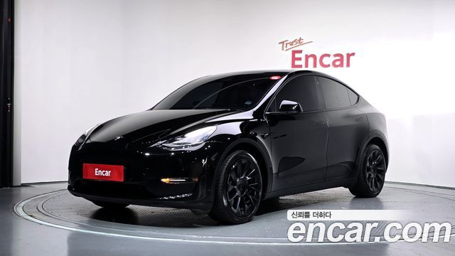 2022 Tesla Model Y, VIN 7SAYGDEE2NF416928