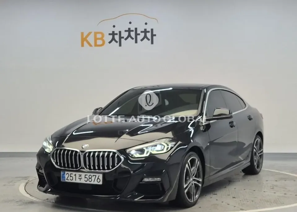 2021 BMW 2-Series, VIN WBA31AM04M7G86812