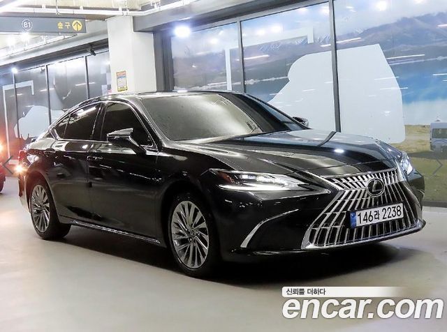 2026 Lexus ES, VIN JTHBA1C12T2034173