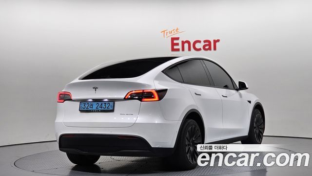 2022 Tesla Model Y, VIN 7SAYGDEE6NF502694