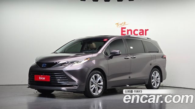 2022 Toyota Sienna, VIN 5TDGRKECXNS107595